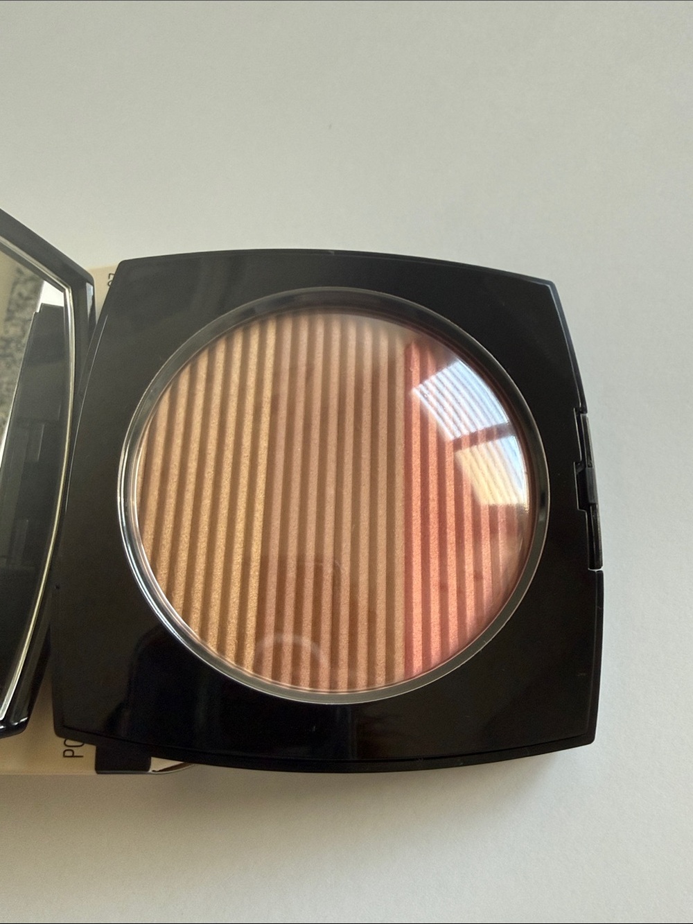 Chanel Les Beiges Healthy Glow Sun Kissed Powder - Picture 3 of 6